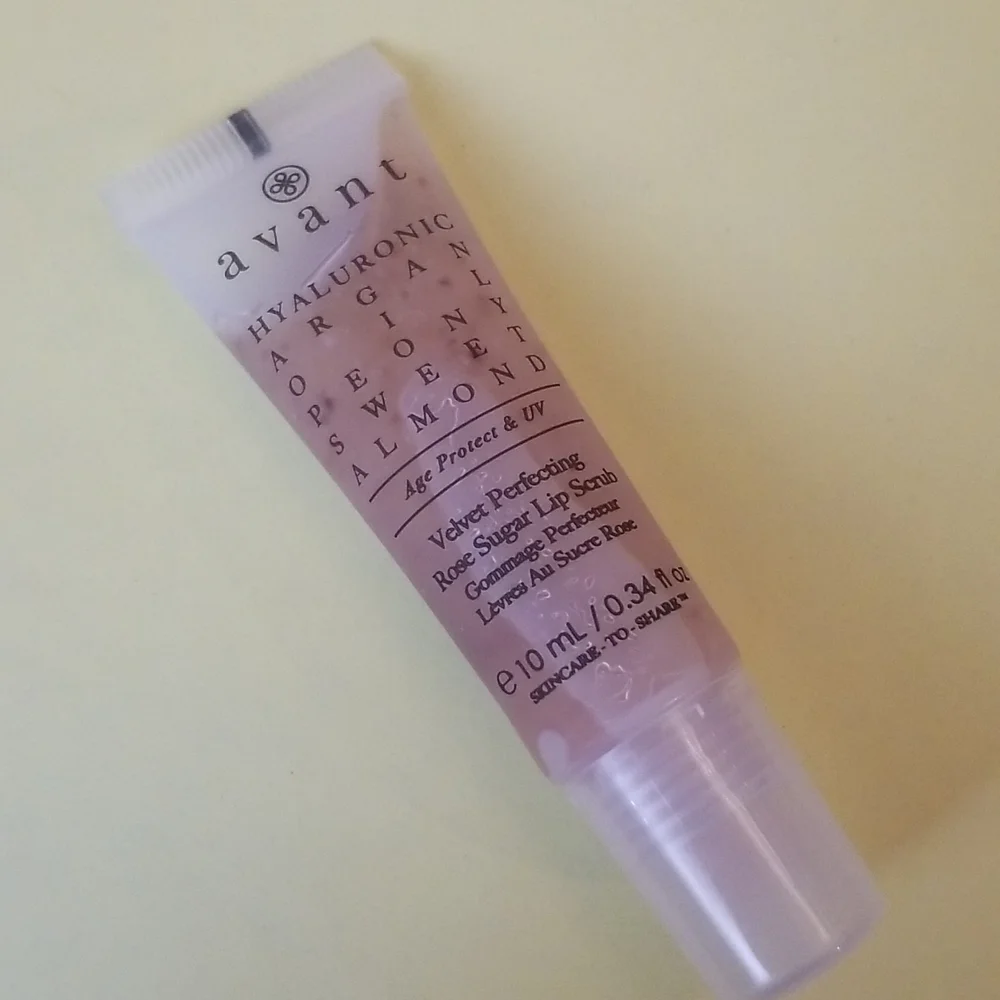 Avant Skincare Lip Scrub